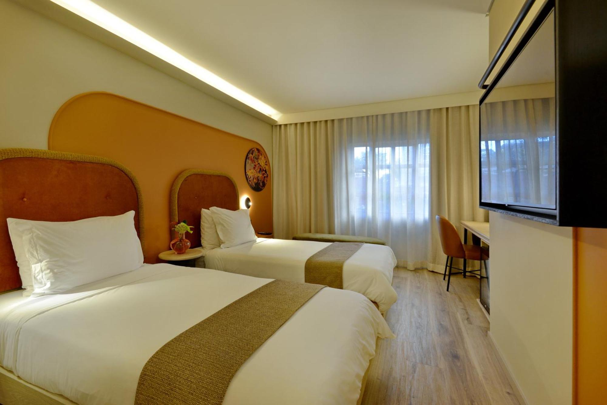 ซิตี้ ล้อดจ์ โฮเต็ล วีแอนด์เอ วอเตอร์ฟร้อนท์ เคปทาวน์ Hotel ภายนอก รูปภาพ