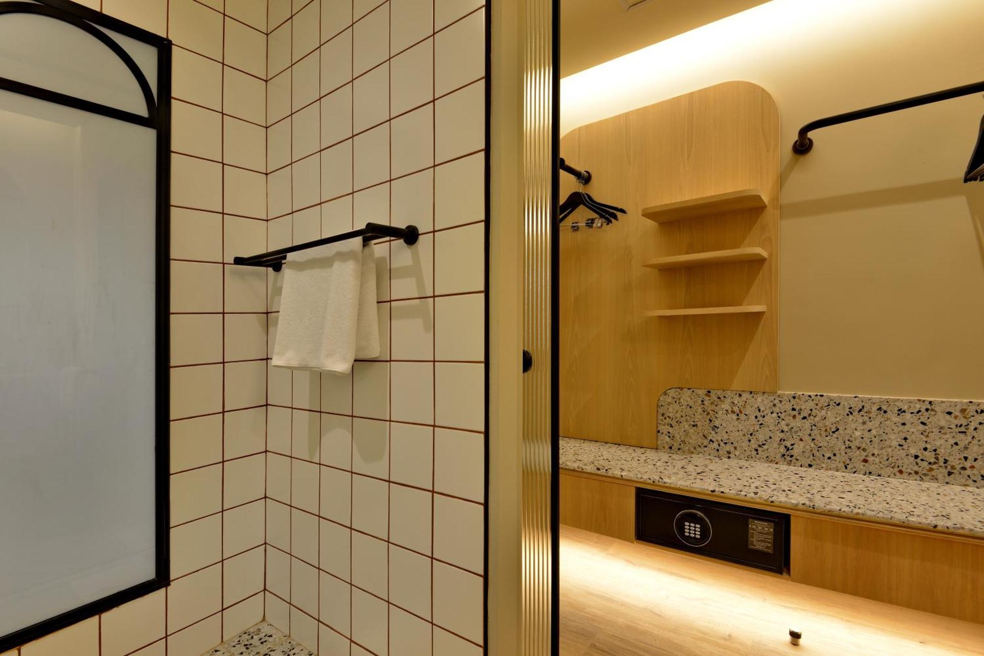 ซิตี้ ล้อดจ์ โฮเต็ล วีแอนด์เอ วอเตอร์ฟร้อนท์ เคปทาวน์ Hotel ภายนอก รูปภาพ
